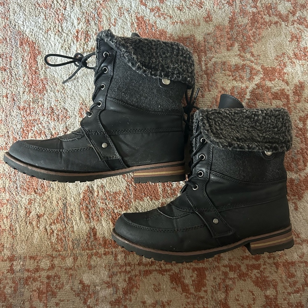 Rock & Candy Black and Gray Winter Boots Size 7.5
